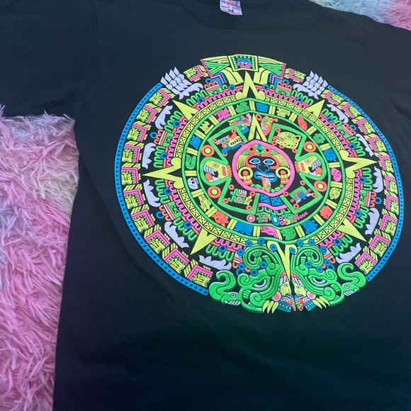 Medium size - Picture 4 of 4